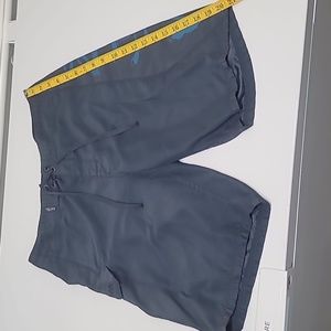 Men's Salt Life Shorts size 32